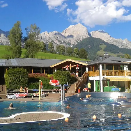 In Directly On The Slopes Apartment